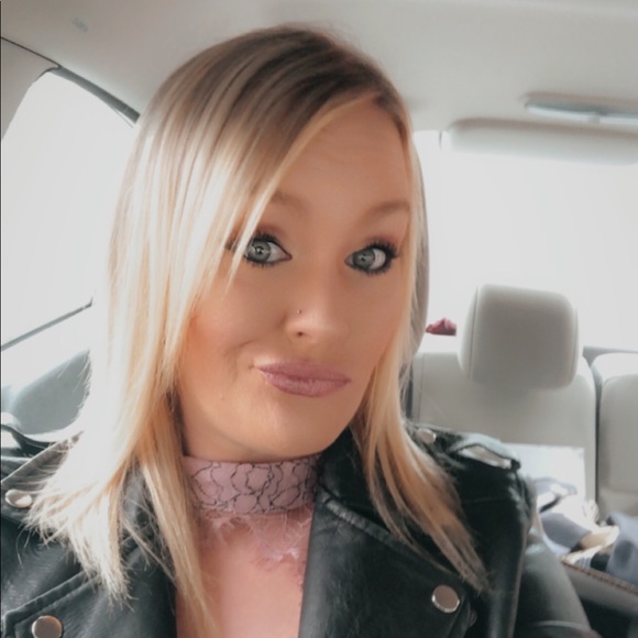 Meet your Posher, Kelli - Picture 9 of 16